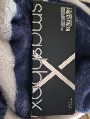 Smashbox Photo Finish Primer - Black and White Packaging